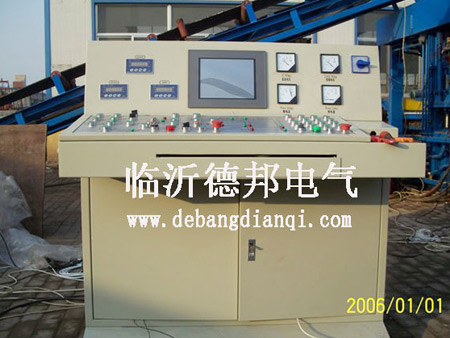 PLC、觸摸屏控制系統(tǒng)214